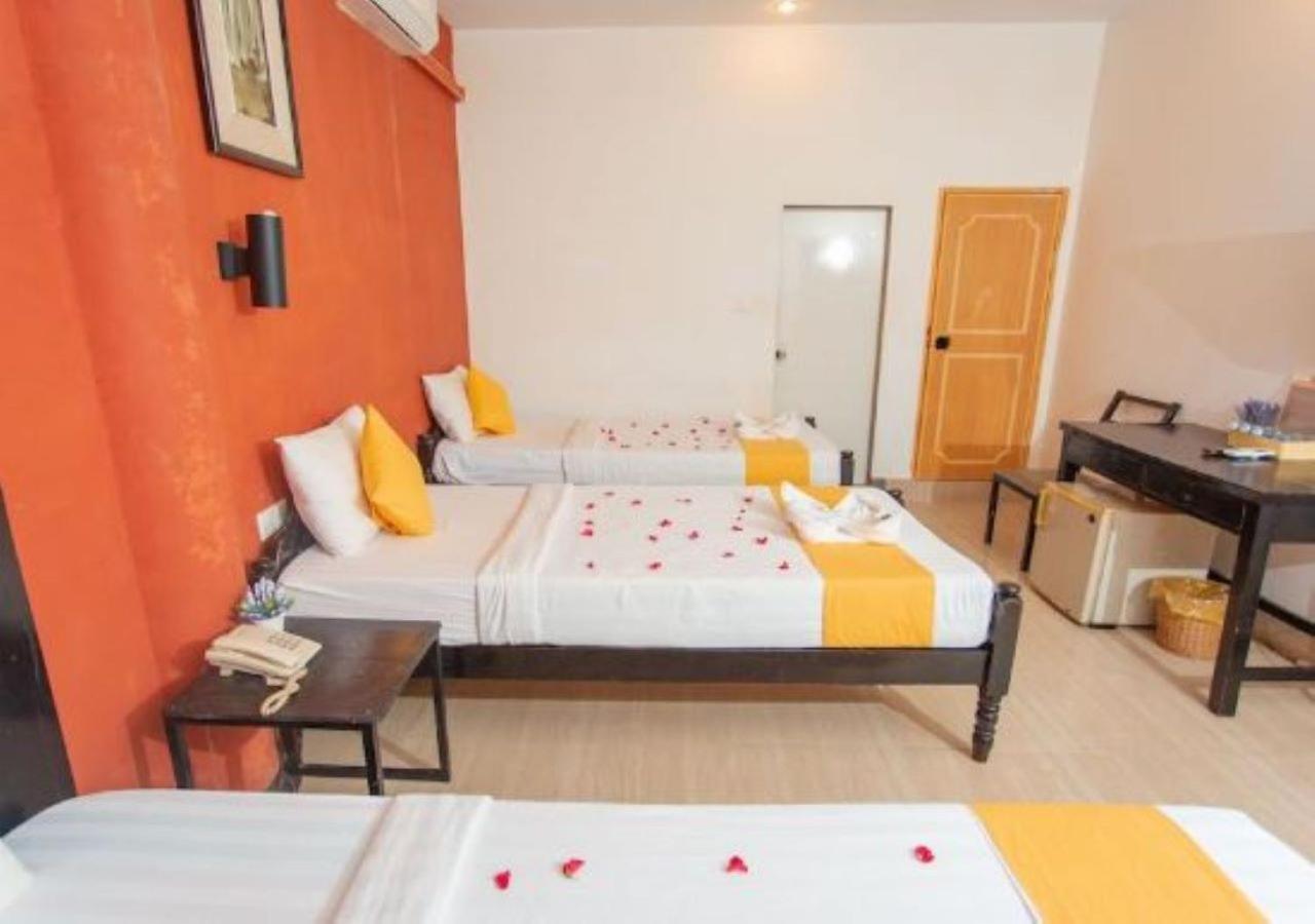 Best Central Point Hotel Phnom Penh Bagian luar foto
