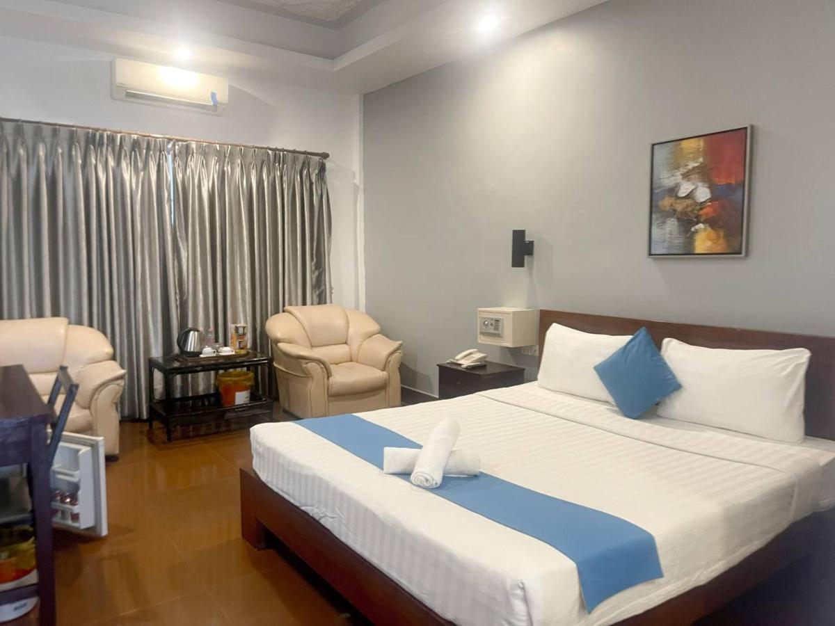 Best Central Point Hotel Phnom Penh Bagian luar foto