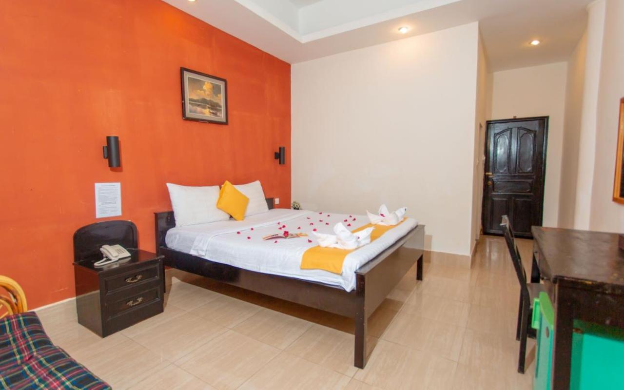 Best Central Point Hotel Phnom Penh Bagian luar foto