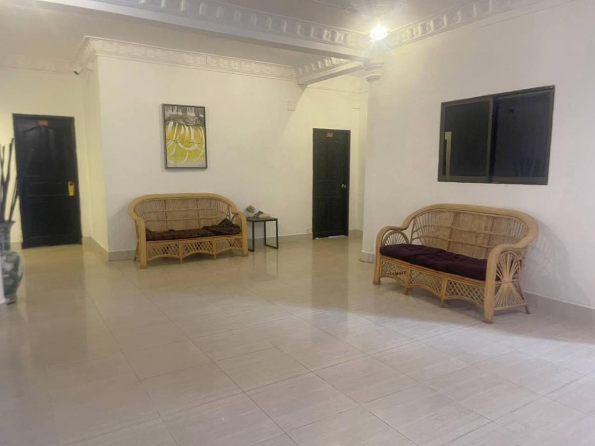 Best Central Point Hotel Phnom Penh Bagian luar foto