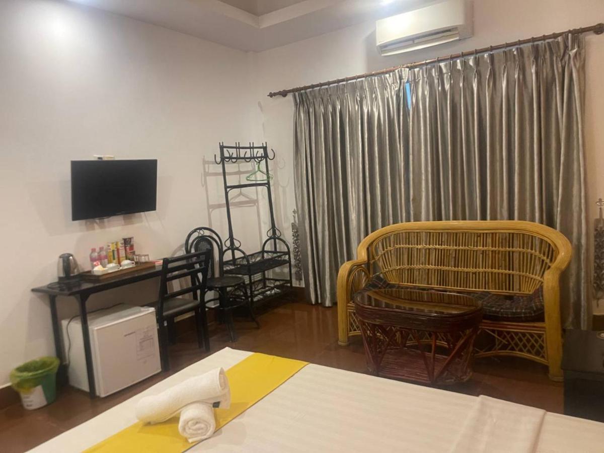 Best Central Point Hotel Phnom Penh Bagian luar foto