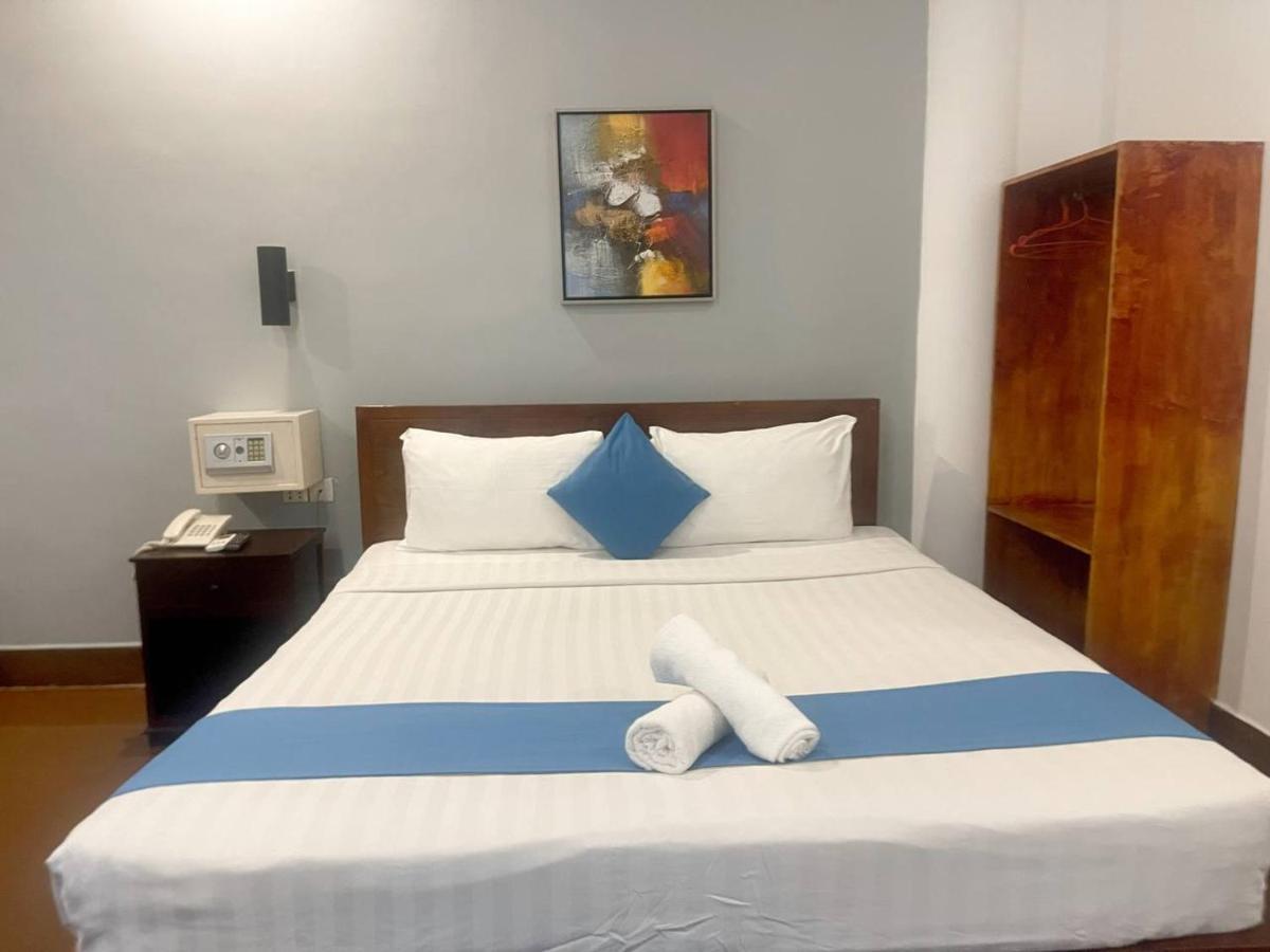 Best Central Point Hotel Phnom Penh Bagian luar foto