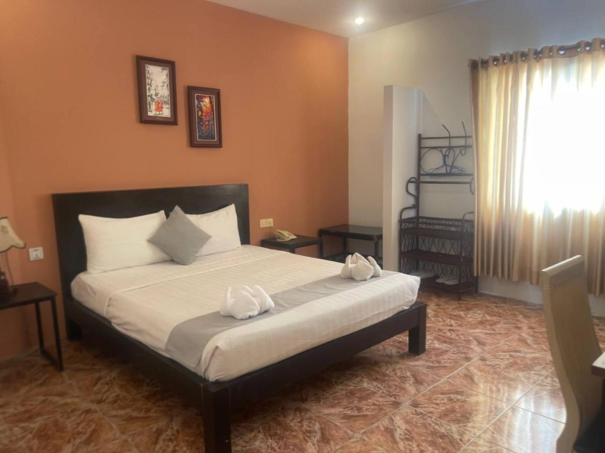 Best Central Point Hotel Phnom Penh Bagian luar foto