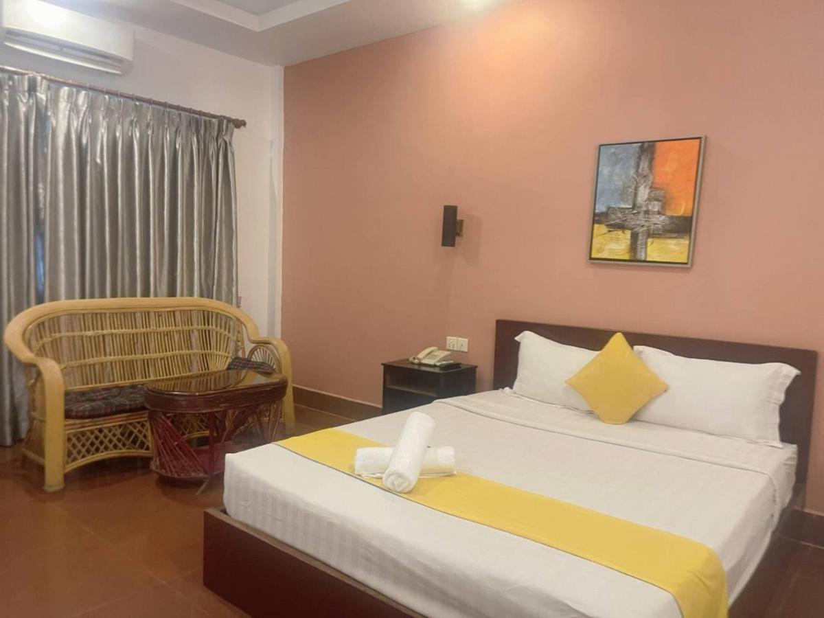 Best Central Point Hotel Phnom Penh Bagian luar foto