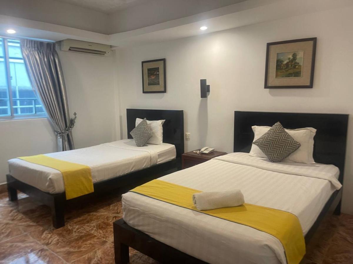 Best Central Point Hotel Phnom Penh Bagian luar foto