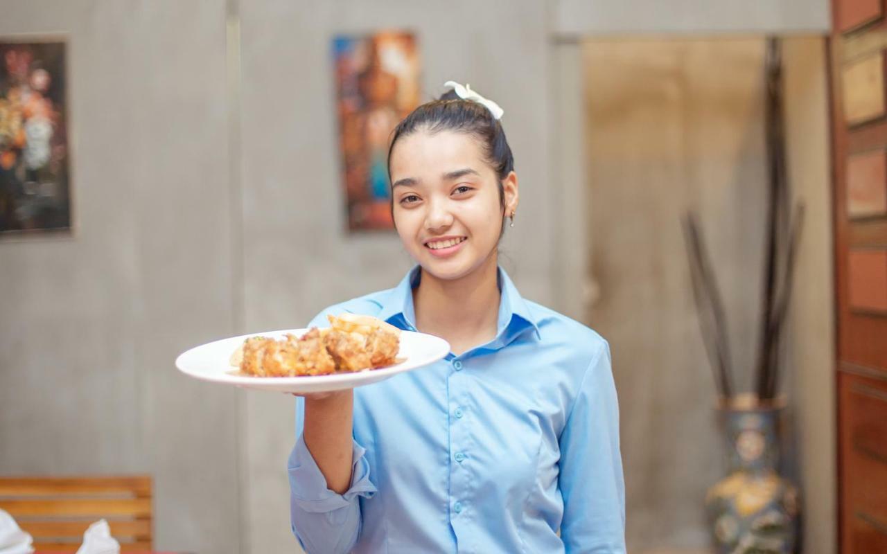 Best Central Point Hotel Phnom Penh Bagian luar foto
